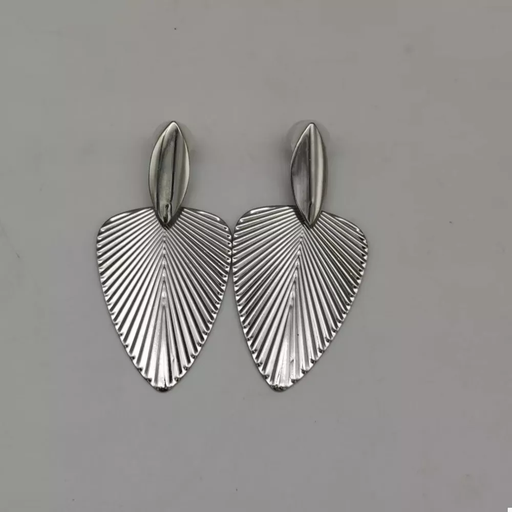 Leaf Shape Dangle Earrings, image 7