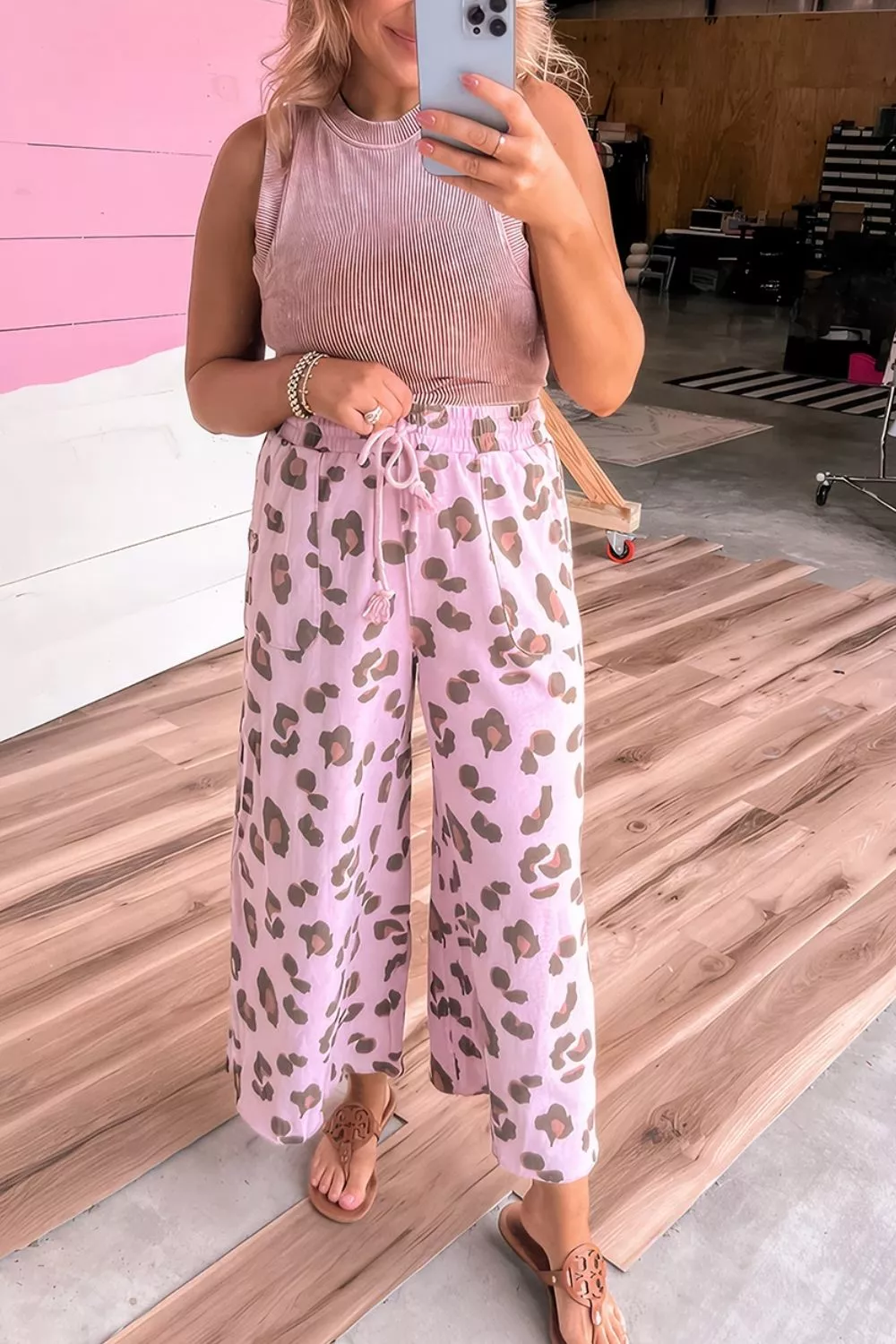 Drawstring Leopard Print Patch Pocket Loose Pants, image 2