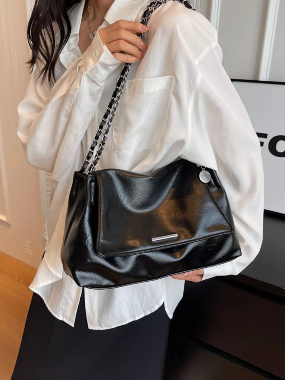 Chain Strap Shoulder Bag, image 4