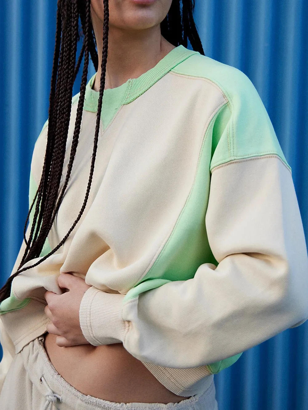 Contrast Round Neck Long Sleeve Sweatshirt, image 4