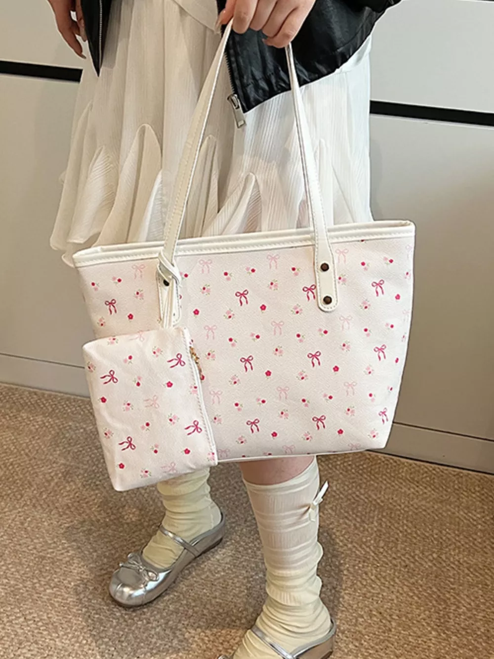 Printed Tote Shoulder Bag with Pouch, image 16