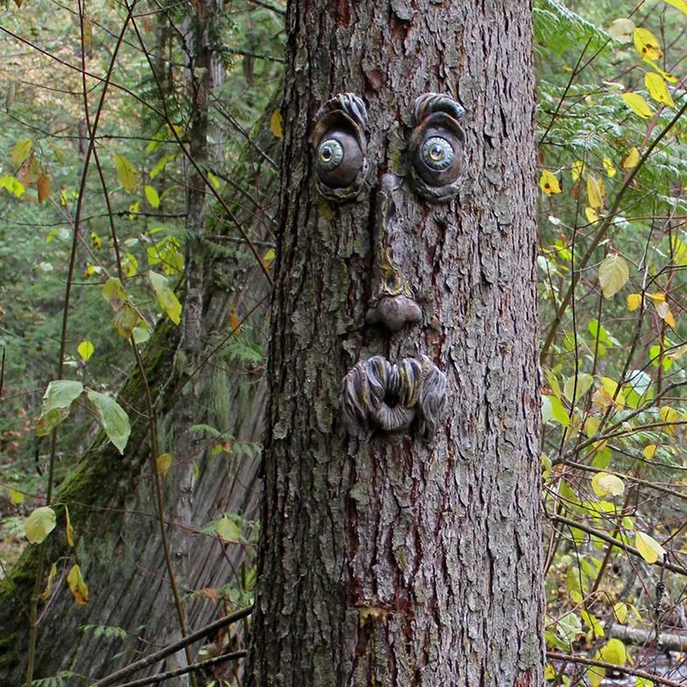 Tree Face Decorative Object with Realistic Wood Texture, image 4