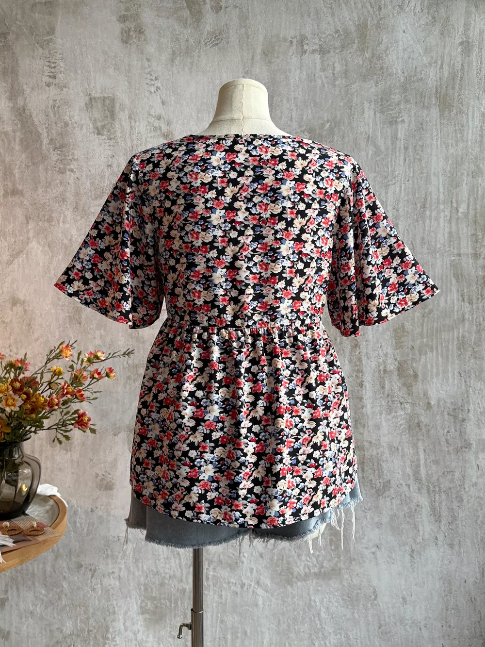 Plus Size Floral Print V-Neck Short Sleeve Blouse, image 5