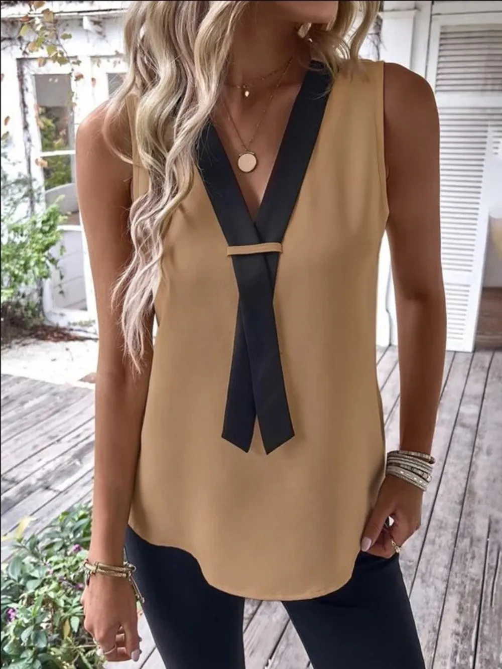 Full Size V-Neck Contrast Tank Plus Size, image 14