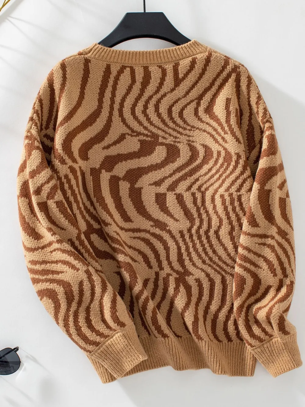Geometric Round Neck Long Sleeve Sweater, image 8