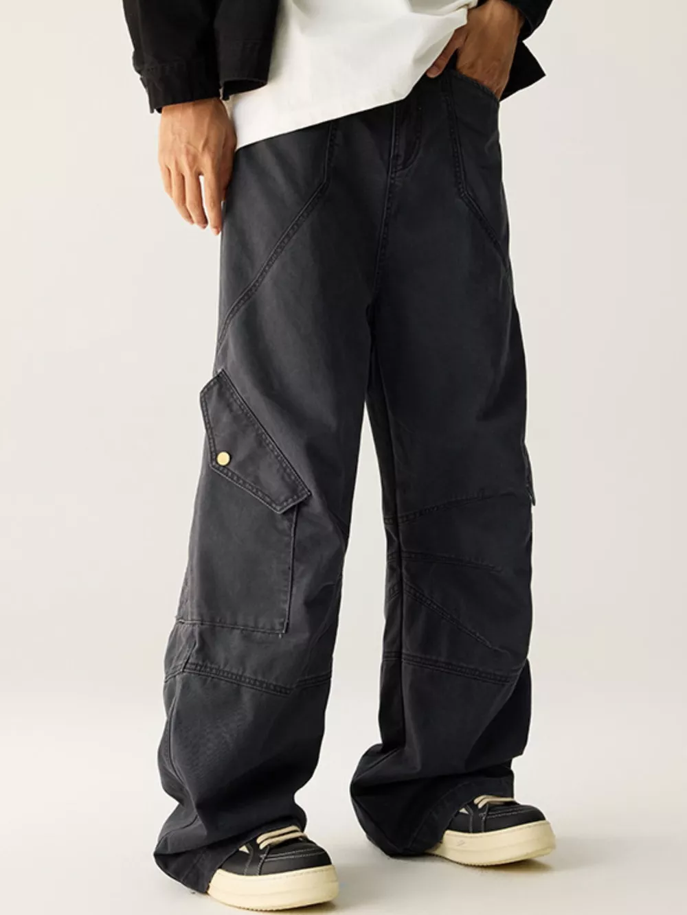 Men's Wide Leg Cargo Pants, image 6