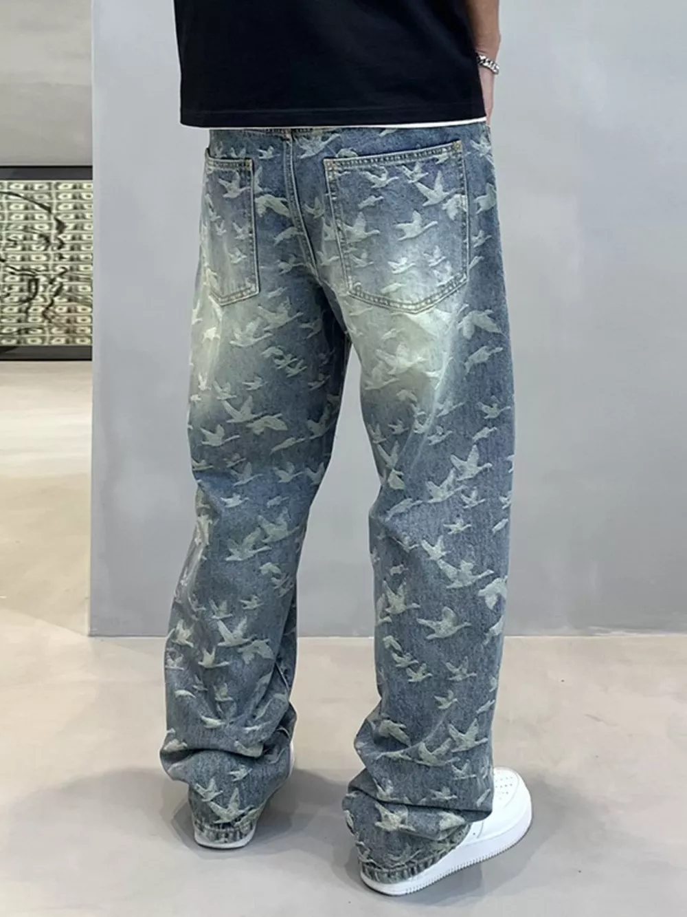 Men's Vintage Bird Print Loose Fit Jeans, image 9
