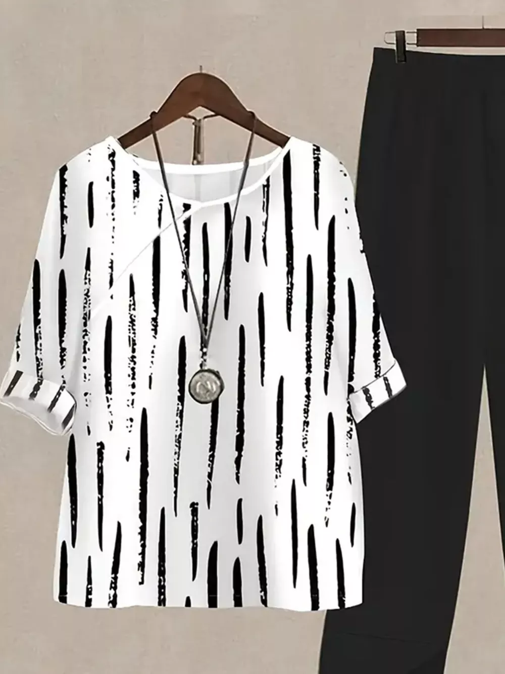 Printed Half Sleeve Top and Pants Set, image 16