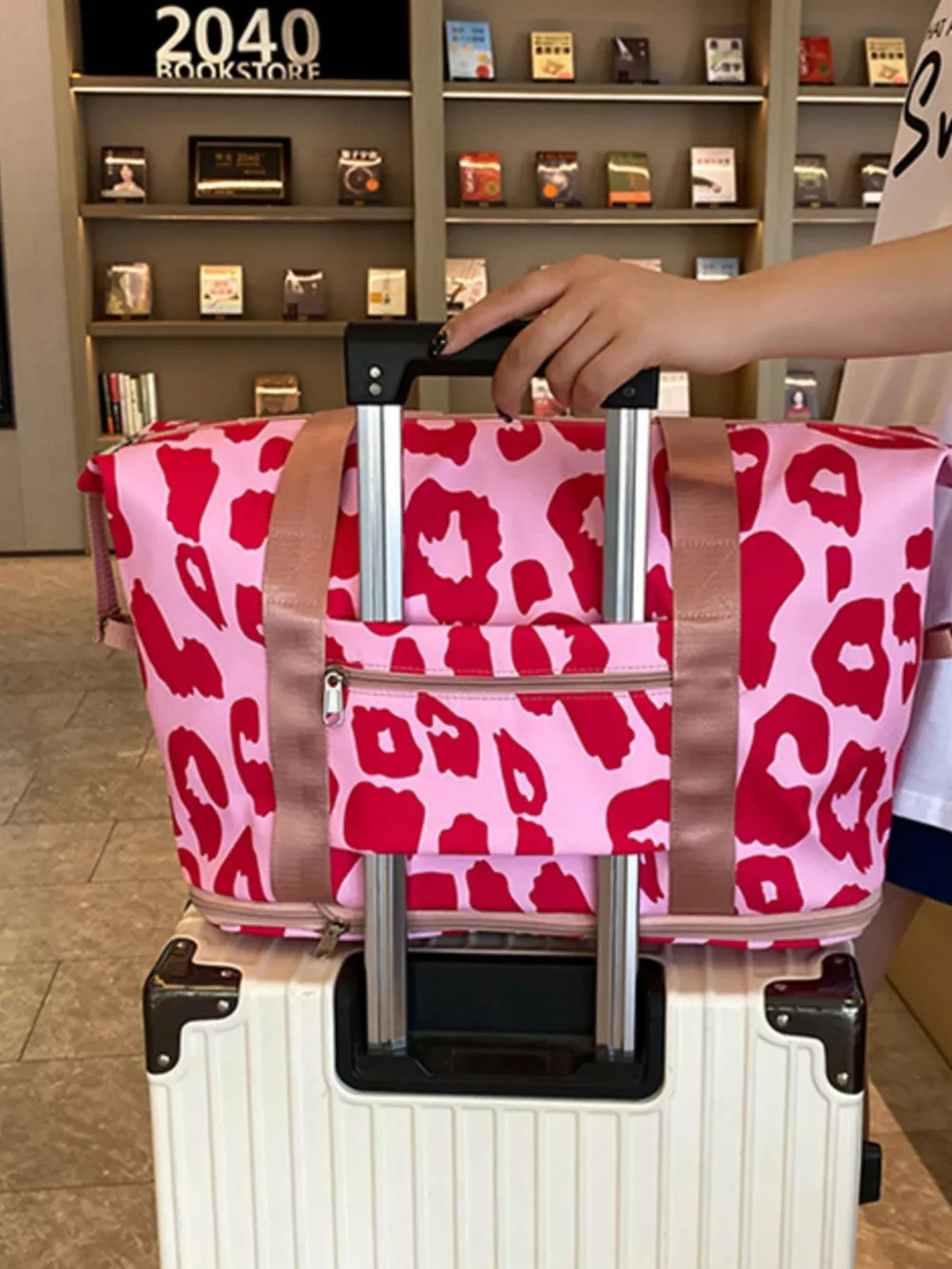 Leopard Print Travel Bag, image 4