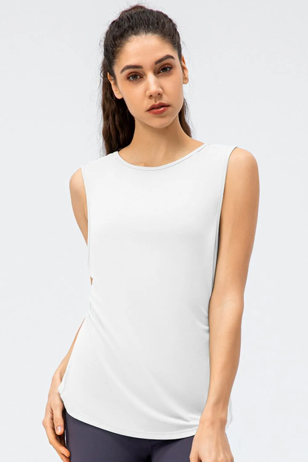 Cutout Reversible Active Tank, image 12