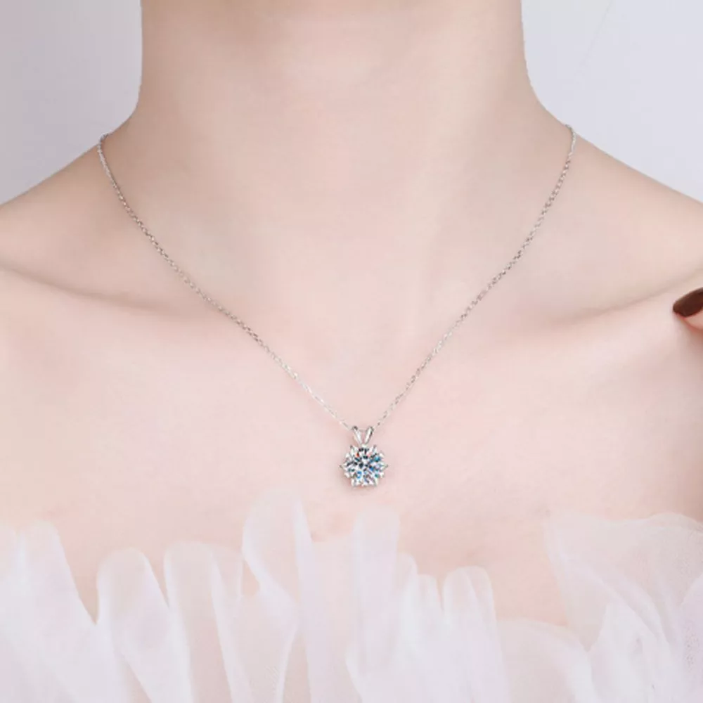 1 Carat 925 Sterling Silver Moissanite Pendant Necklace, image 2