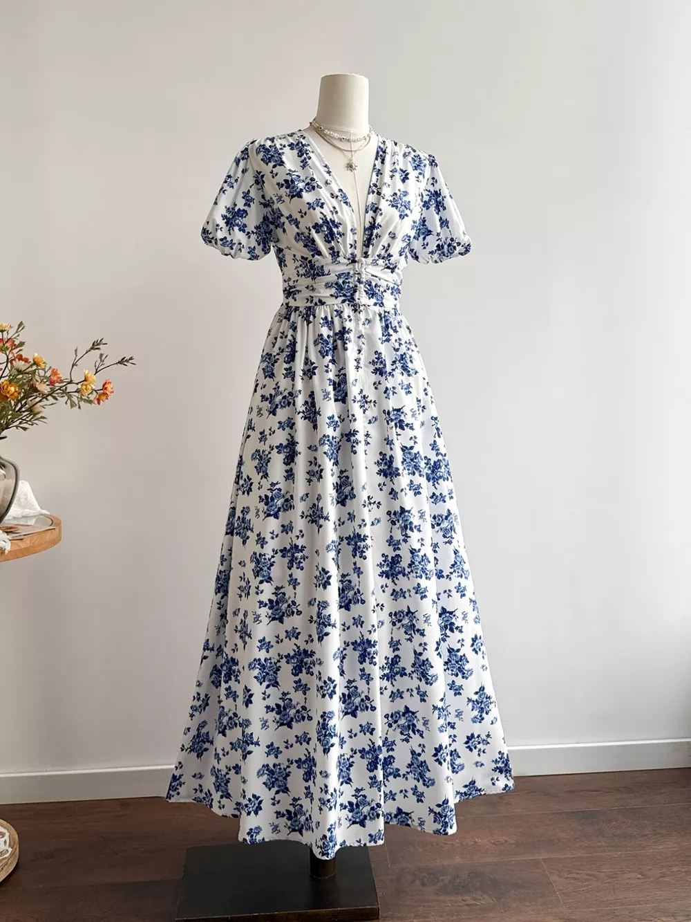 Floral Print V-Neck Puff Sleeve Dress, image 5