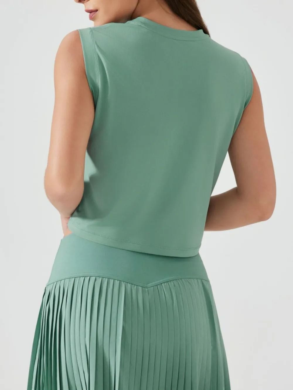 Round Neck Cropped Active Tank, image 14