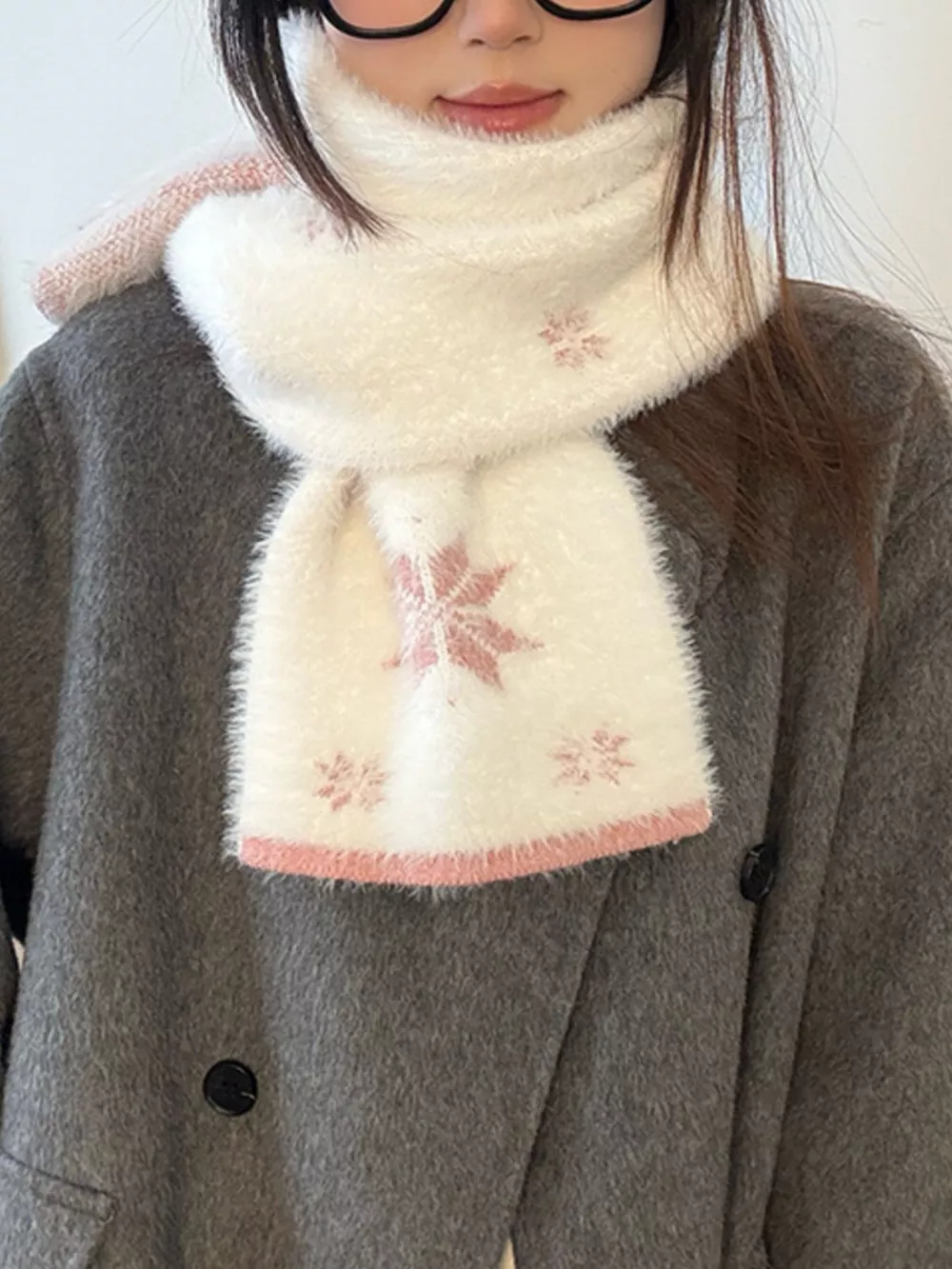 Fluffy Snowflake Pattern Winter Scarf, image 4