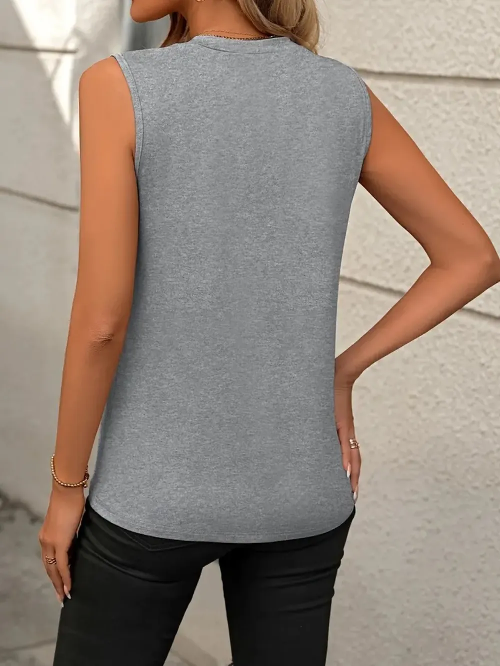 Round Neck Sleeveless Tank, image 3