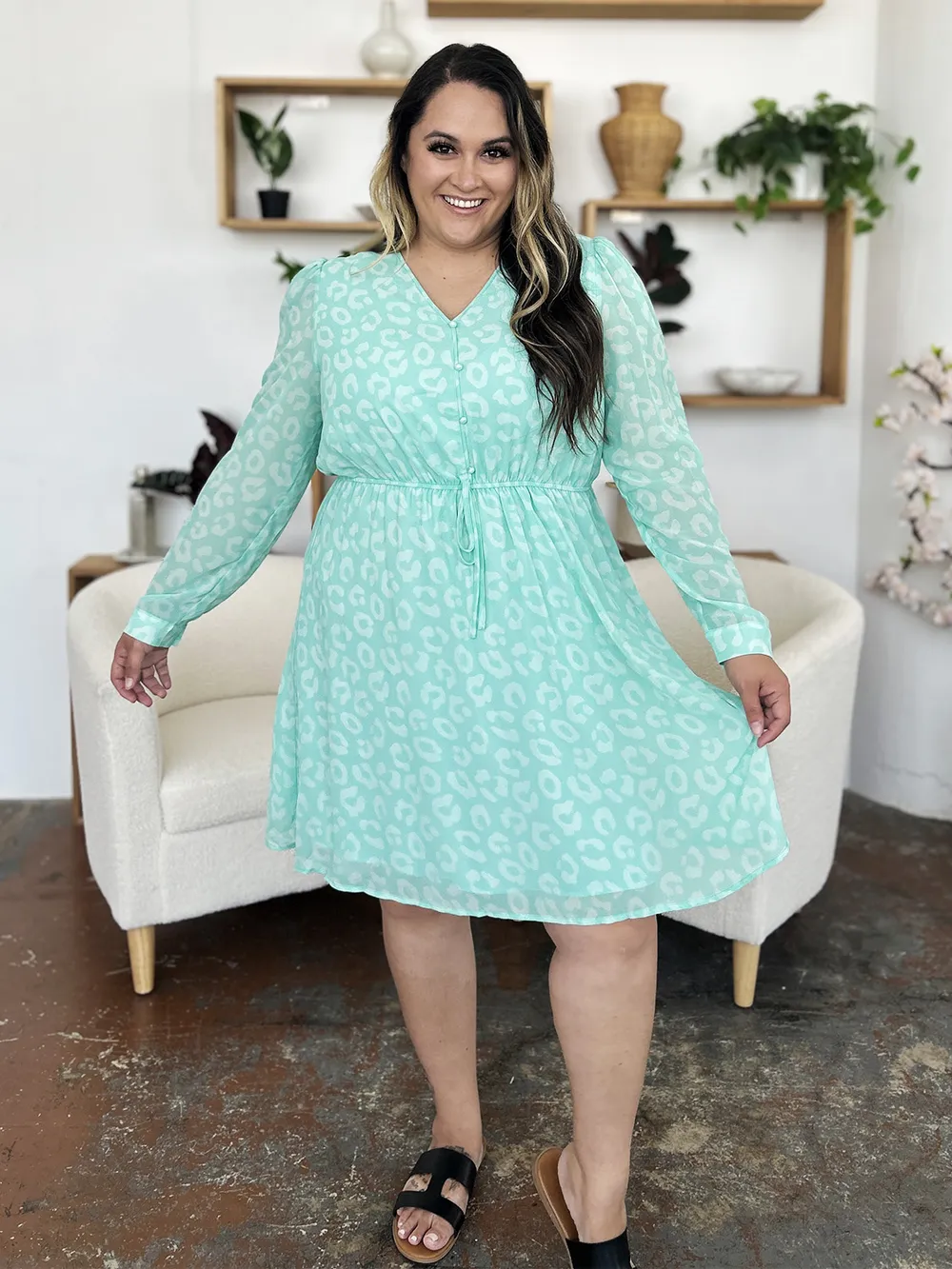 Full Size Printed Ruched V-Neck Long Sleeve Dress, image 18