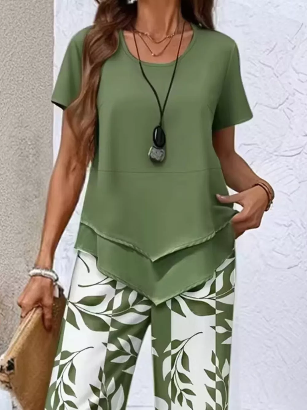Layered Top and Leaf Print Cropped Pants Set, image 4