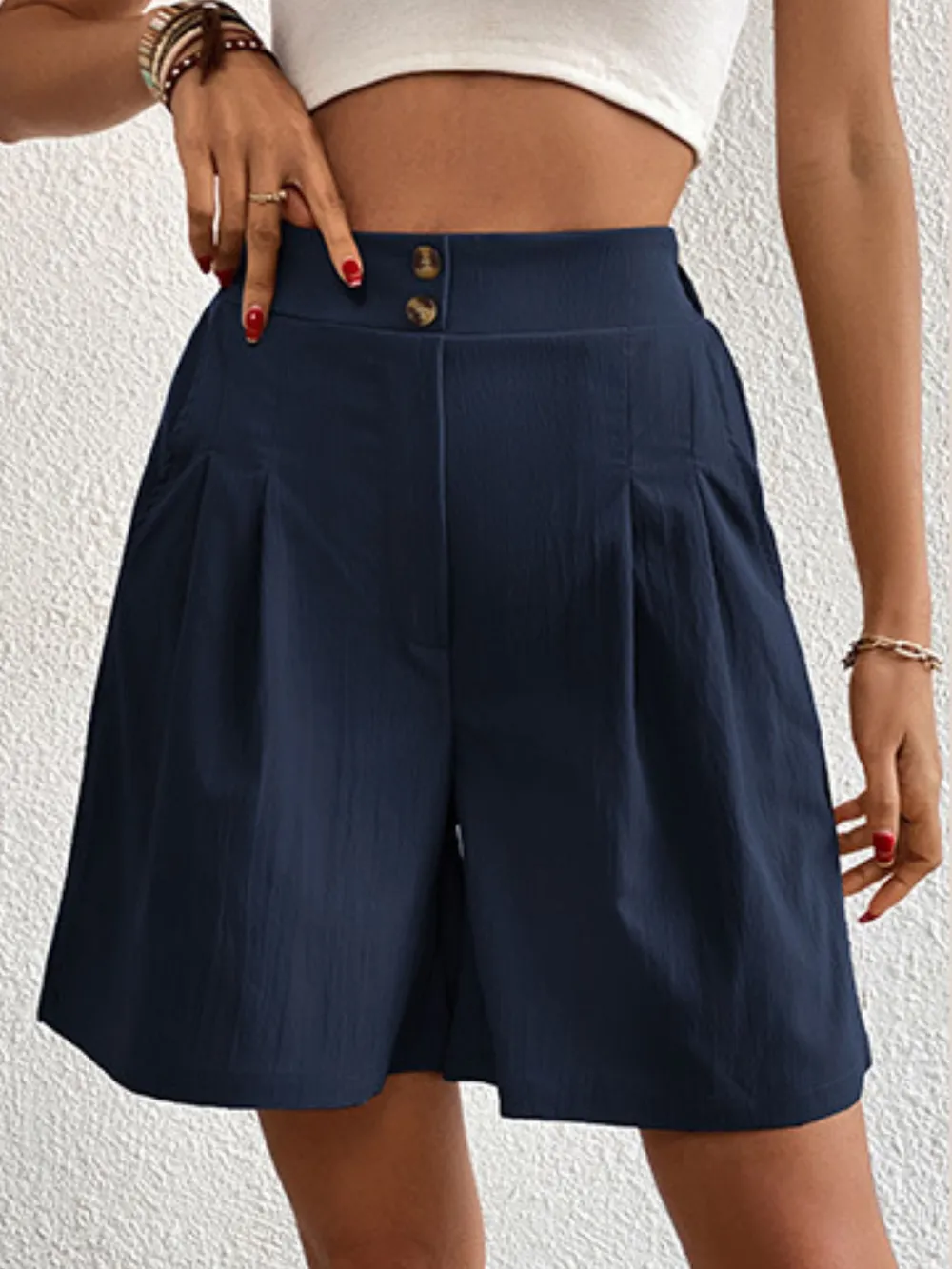 High-Waisted Pleated Shorts, image 16