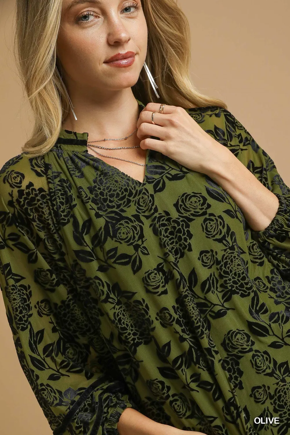 Full Size Floral Velvet Blouse with Balloon Sleeves Plus Size, image 7