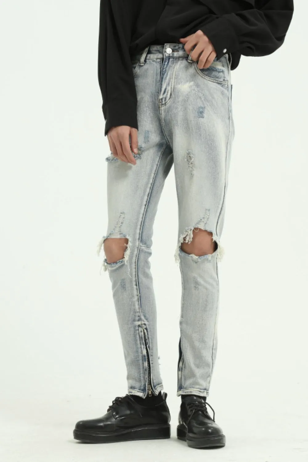 Pocketed Distressed Jeans with Side Zip