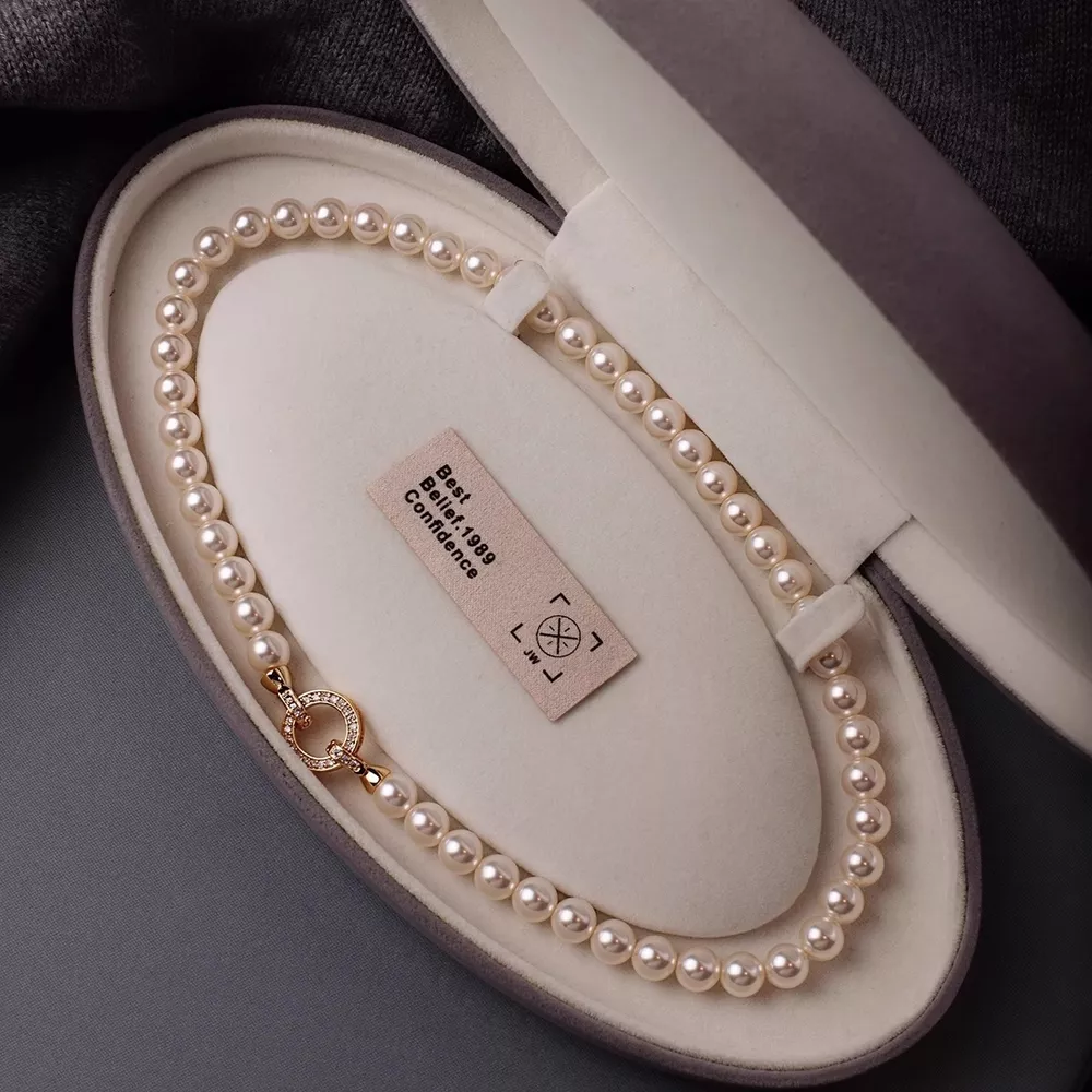 Pearl Necklace with Interlocking Clasp, image 2
