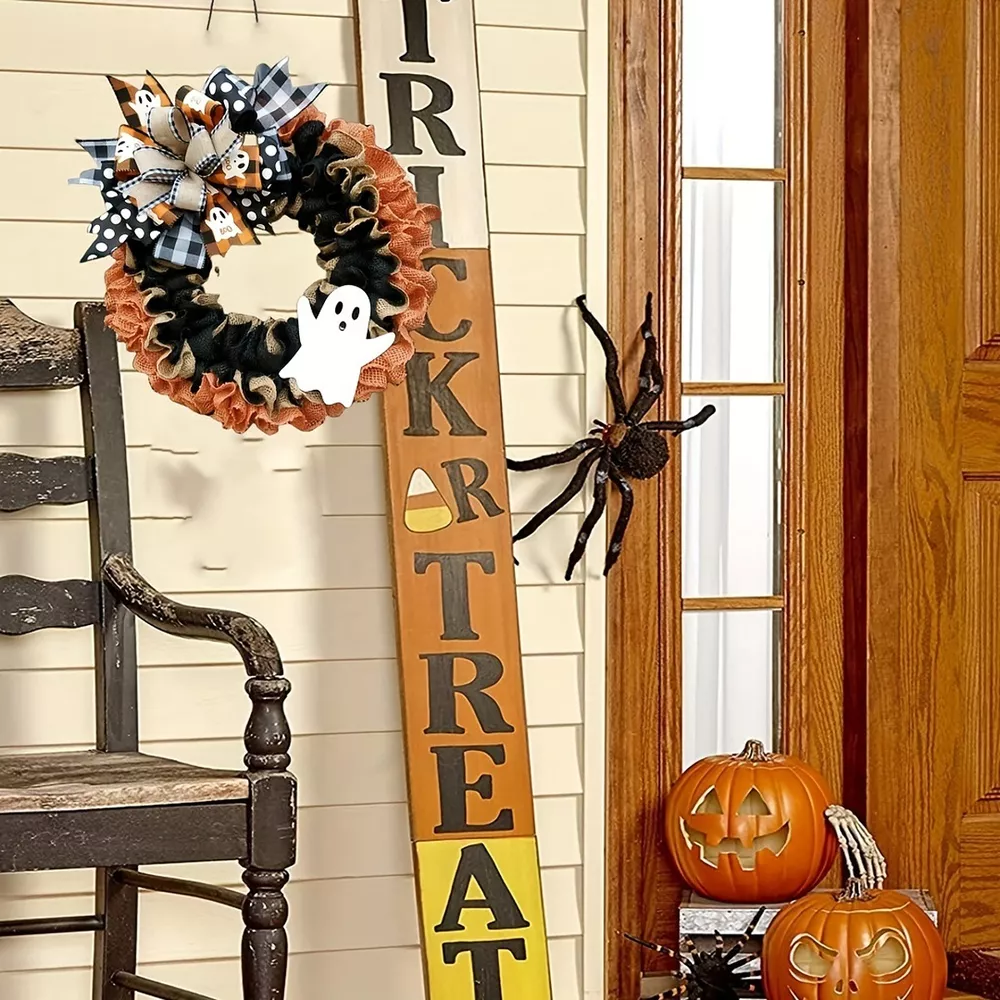 Halloween Decorative Ghost Wreath, image 3