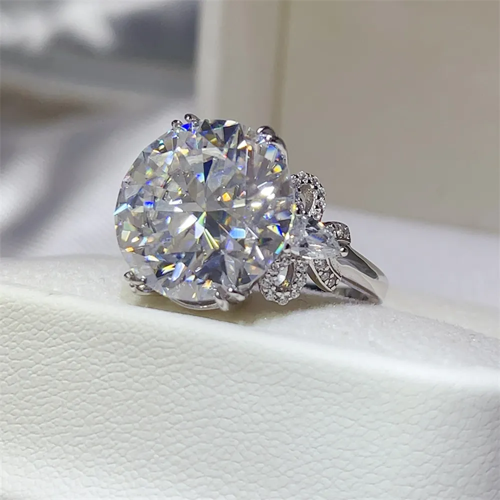 10 Carat Moissanite 925 Sterling Silver Ring, image 3