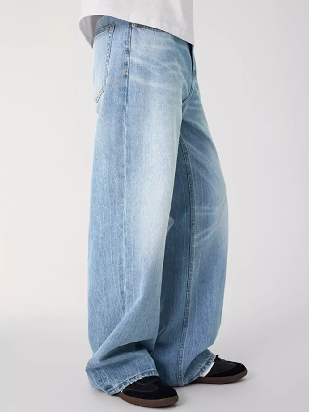 Men's Wash Relaxed Fit Wide Leg Jeans, image 6
