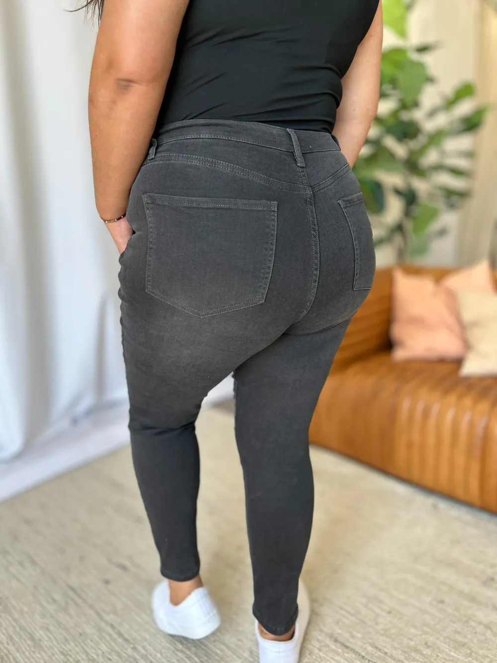 Full Size High Rise Tummy Control Skinny Jeans, image 23