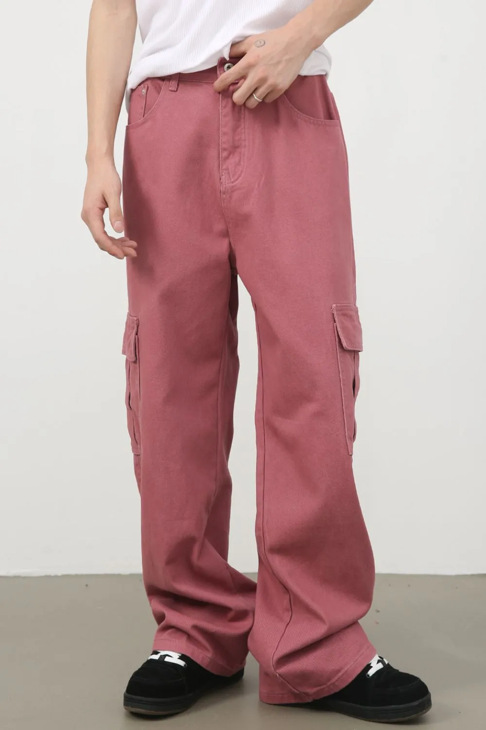 Men's Mid Rise Jeans with Cargo Pockets