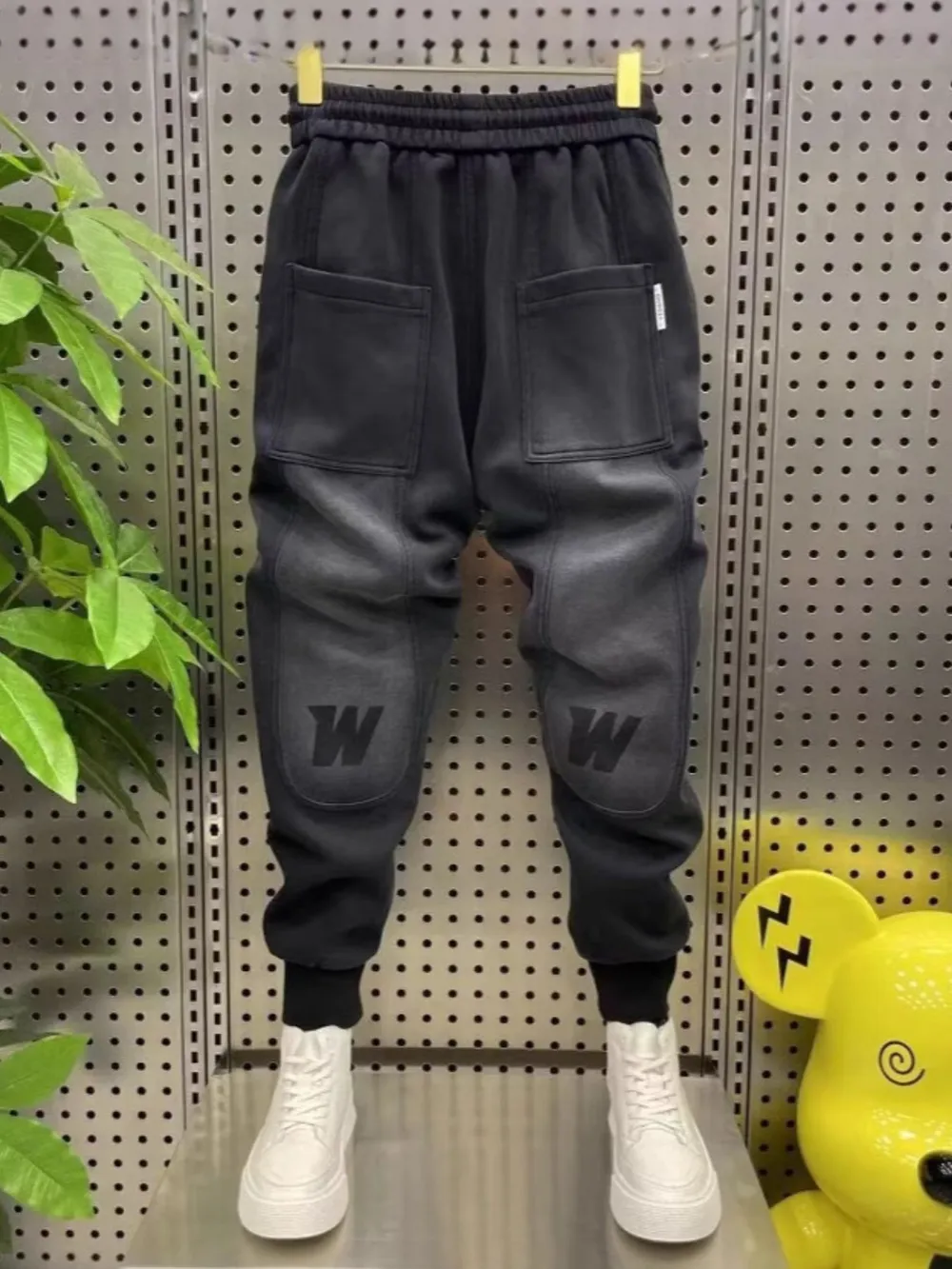 Men's Plus Size Drawstring Cargo Joggers, image 3