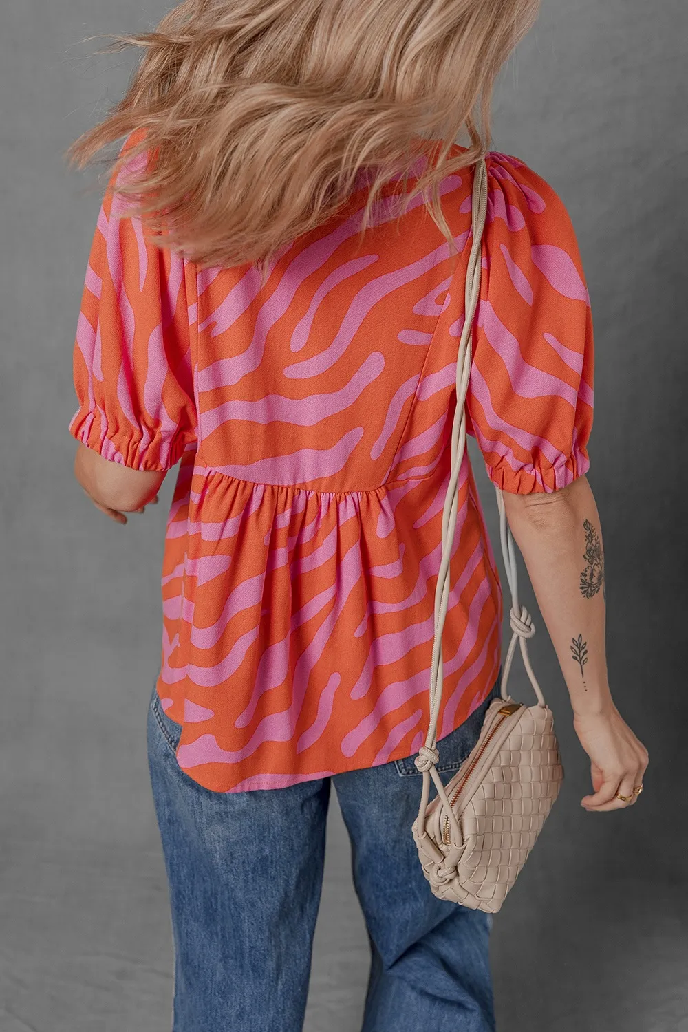 Zebra Stripe Print Ruched Cuff Half Sleeve V Neck Blouse, image 11