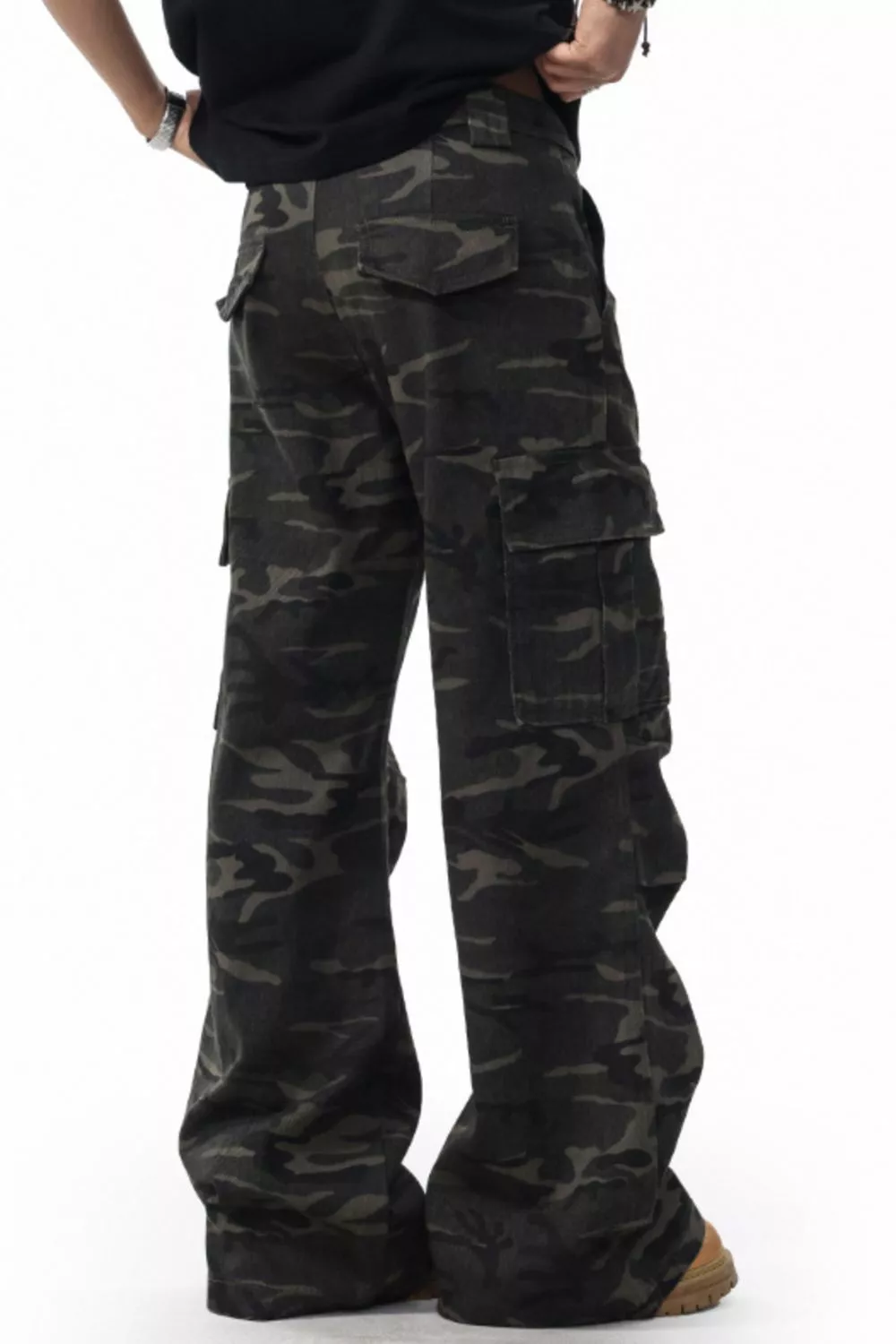 Men' s Relaxed Fit Camo Cargo Pants, image 3