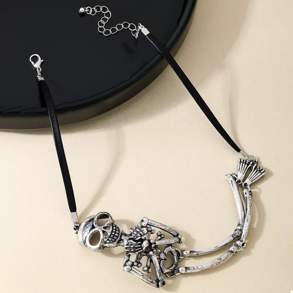 Alloy Skull Necklace and Bracelet Jewelry Set, image 4