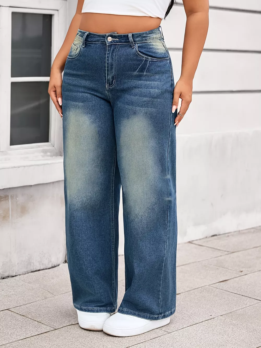 Plus Size Vintage Wash Wide Leg Jeans, image 3