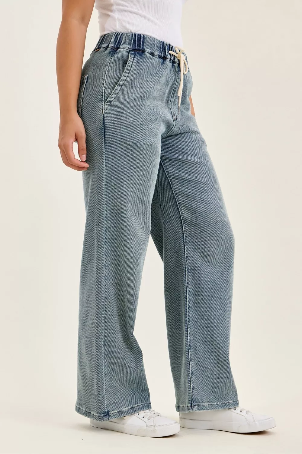 Hight Waist Wilhelmina Baggy Jeans with Md Aged Stone Blue Wash, image 2