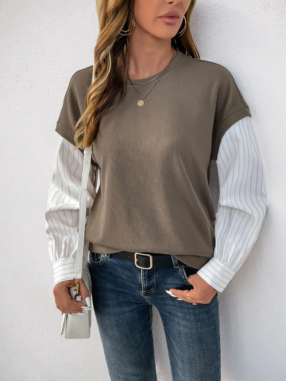Round Neck Striped Sleeve Sweatshirt