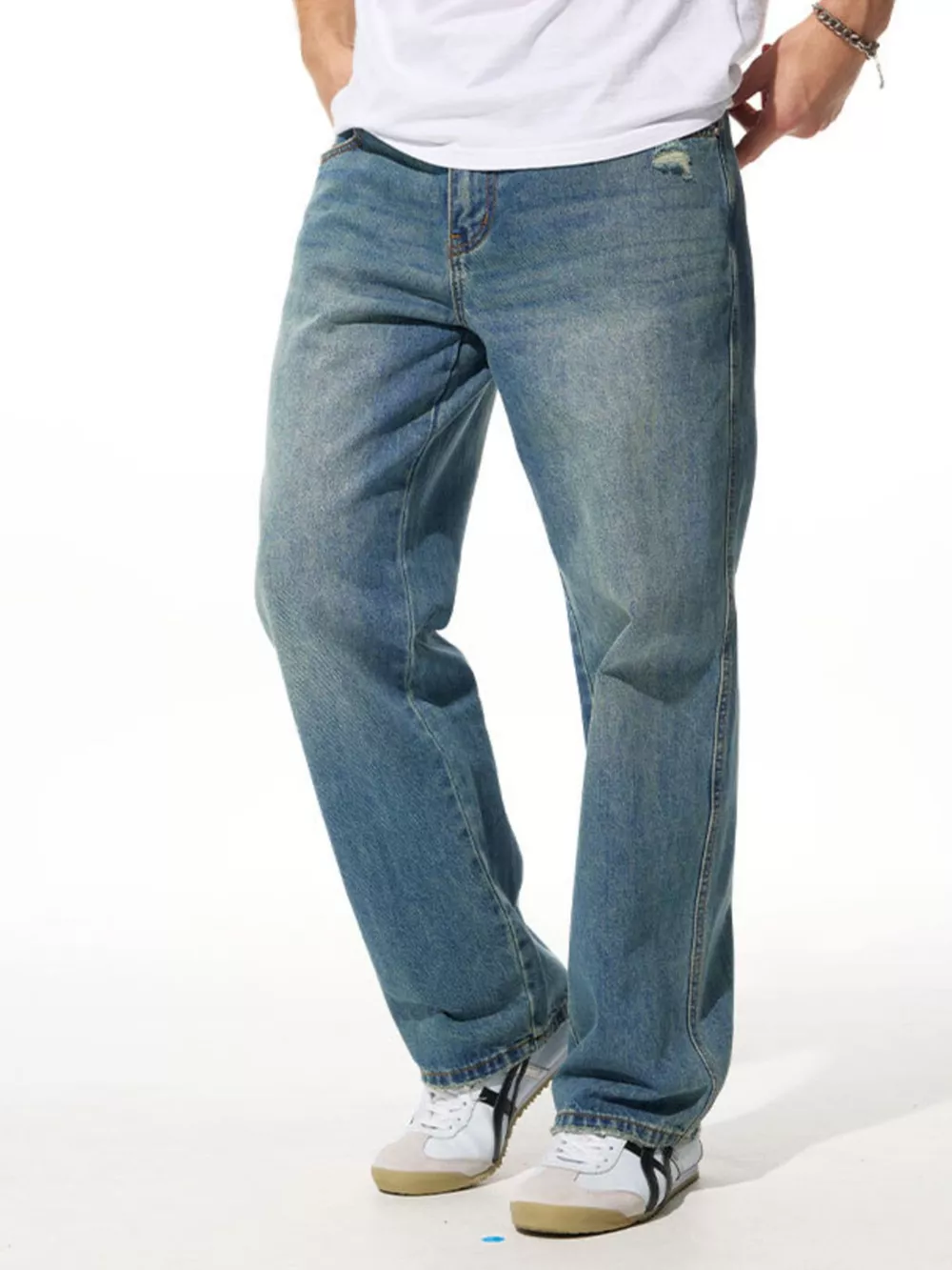 Men's Relaxed Fit Wash Jeans, image 4