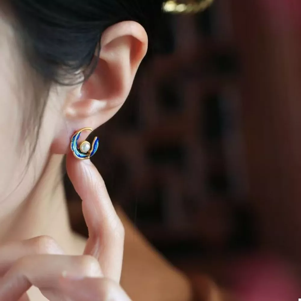 Feather Pearl Stud Earrings, image 3