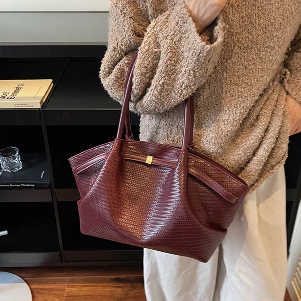 Textured Leather Shoulder Bag, image 4