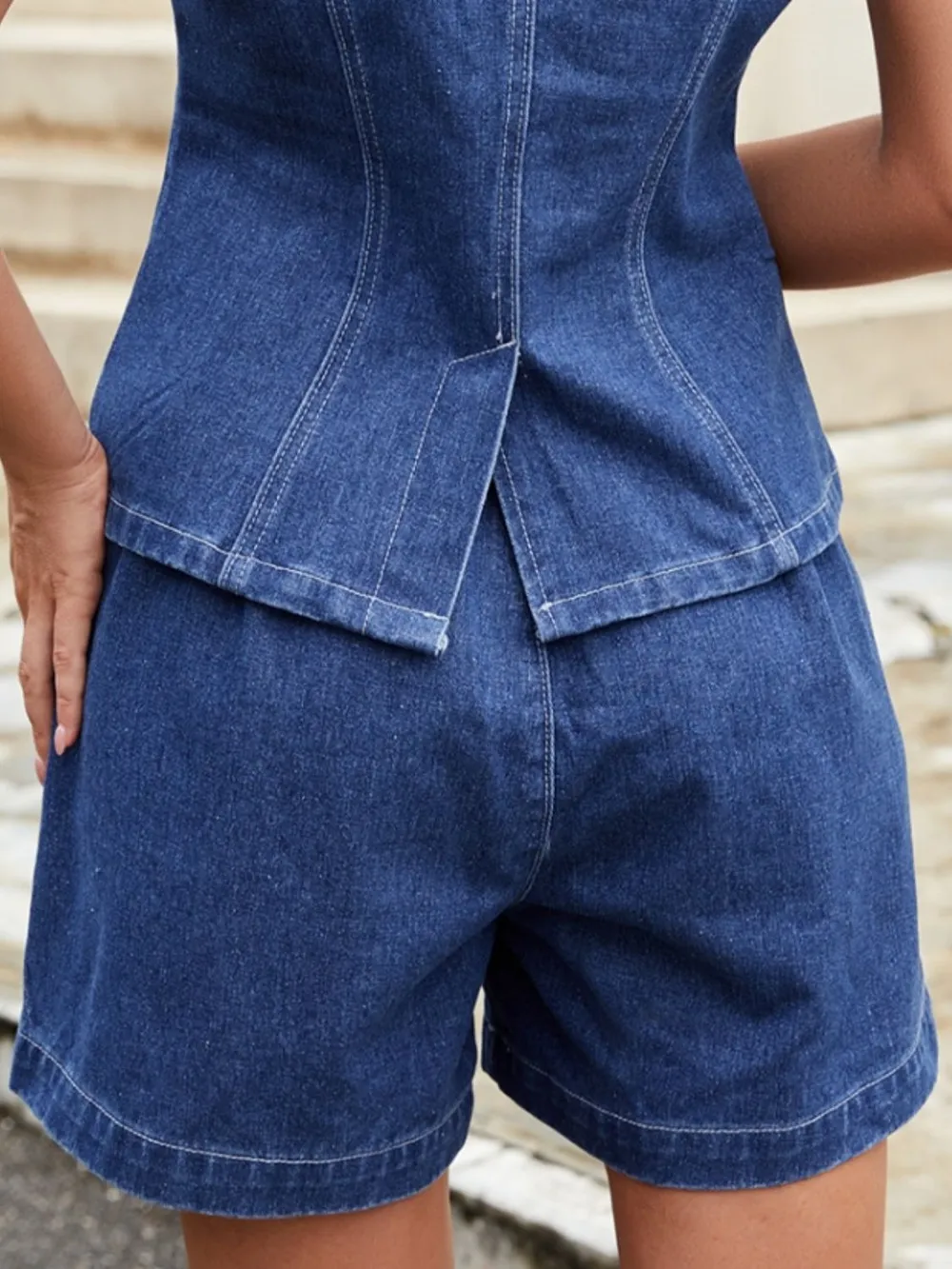 High-Waisted Denim Shorts, image 7