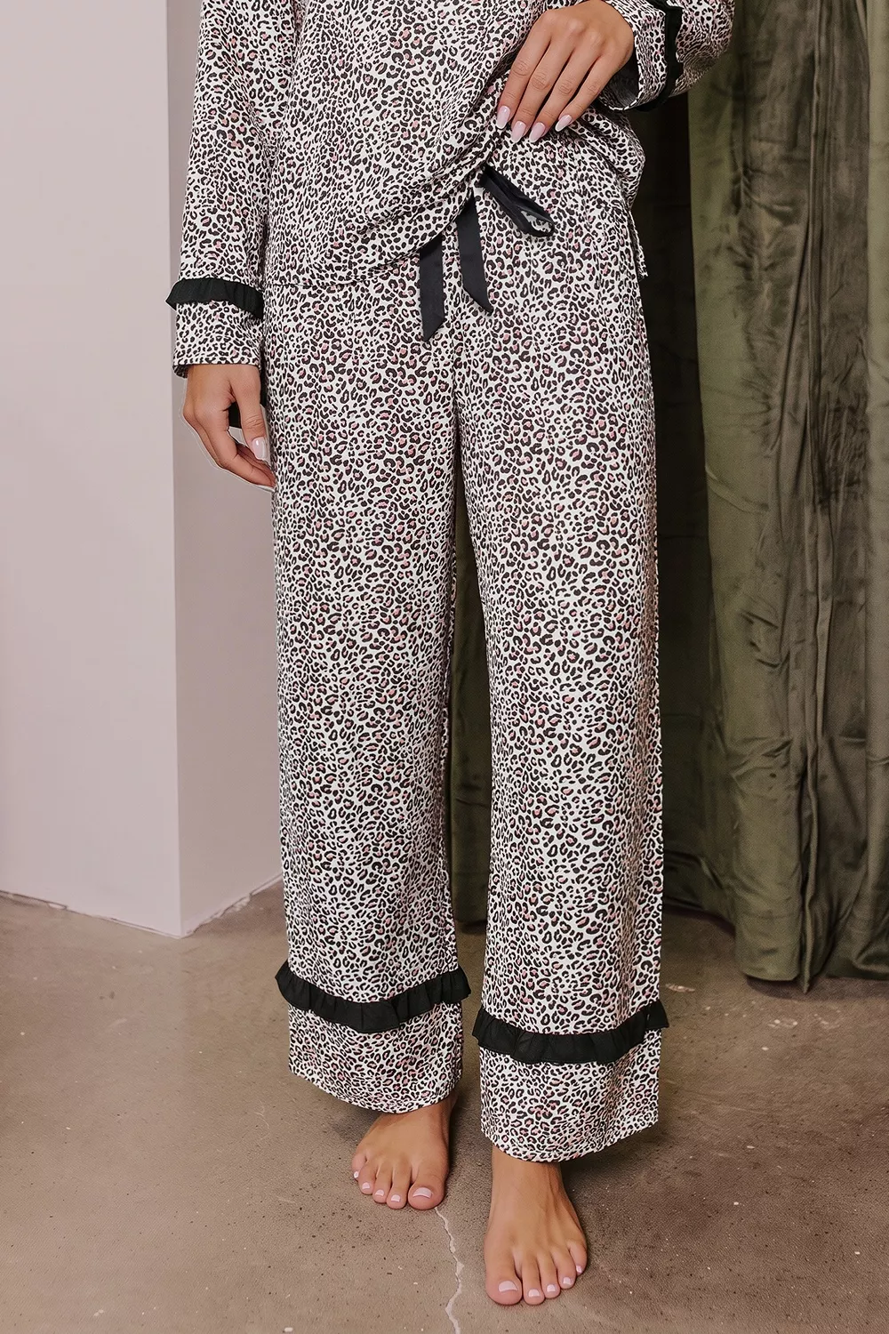 Leopard Print Bow Knot Patchwork Long Sleeve Lounge Set, image 4
