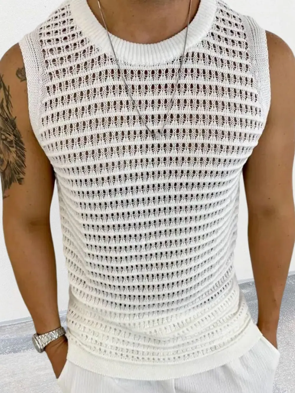 Men's Round Neck Hollow Out Sleeveless Knit Top, image 2