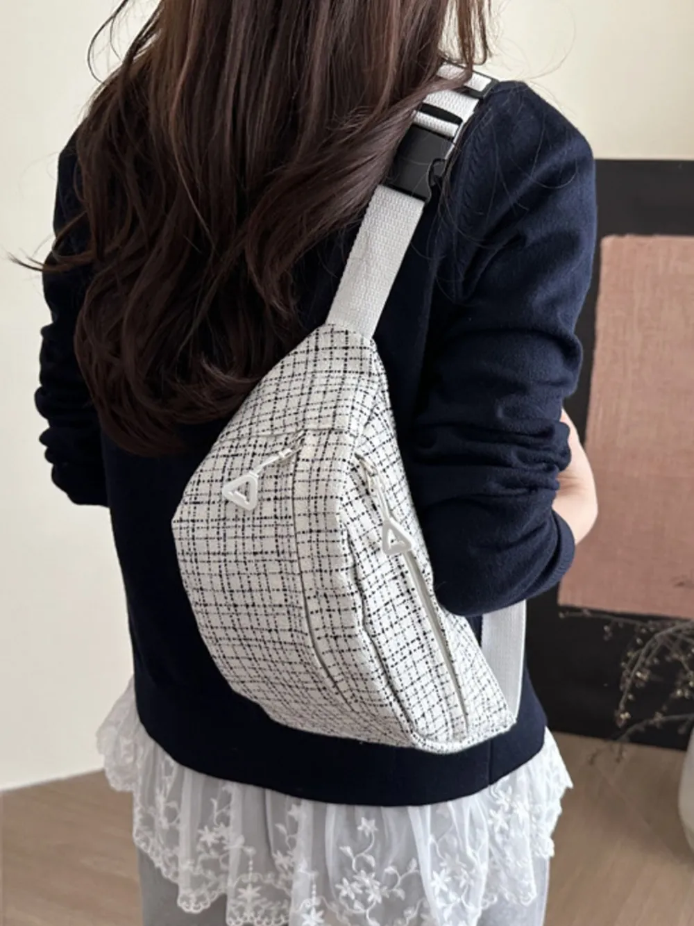 Plaid Pattern Crossbody Bag, image 9