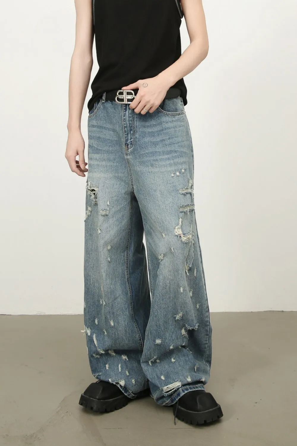 Men's Distressed Wide Leg Jeans, image 4