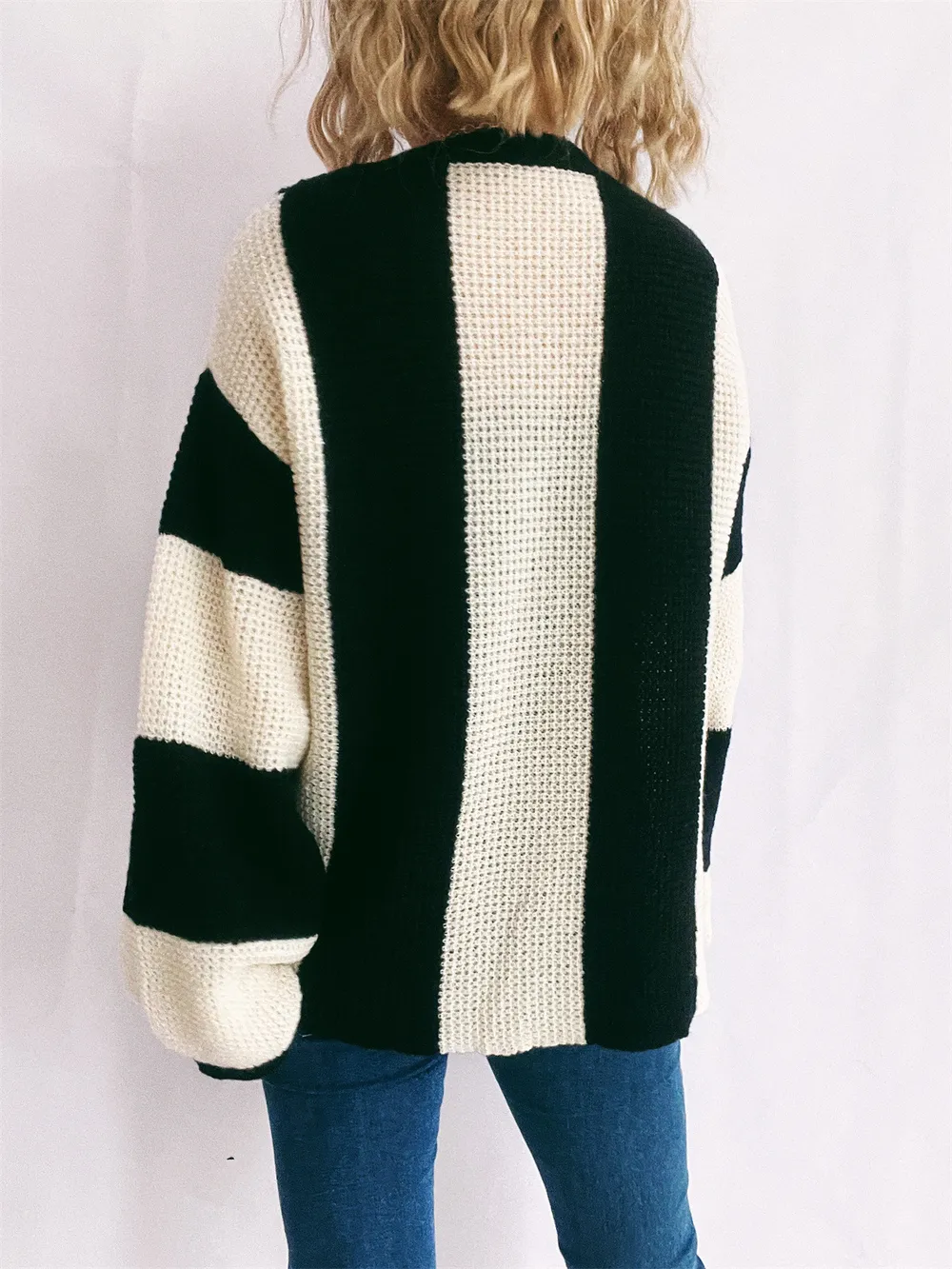 Color Block Round Neck Long Sleeve Sweater, image 2