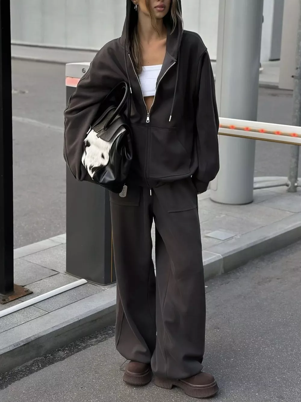 Oversized Zip-Up Hoodie and Wide-Leg Pants Set, image 31