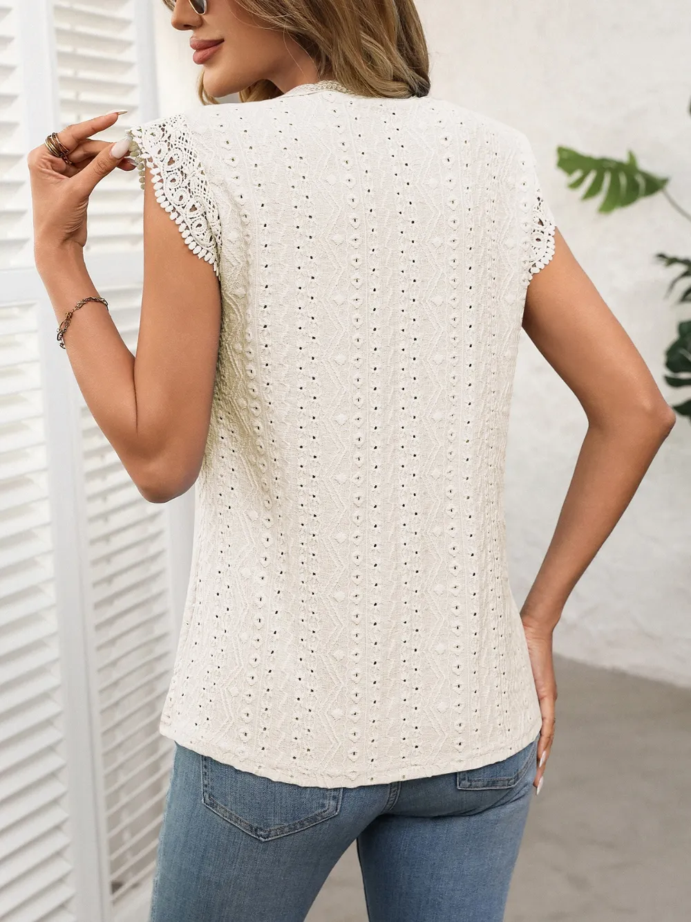 Lace Detail Round Neck Cap Sleeve Top, image 4