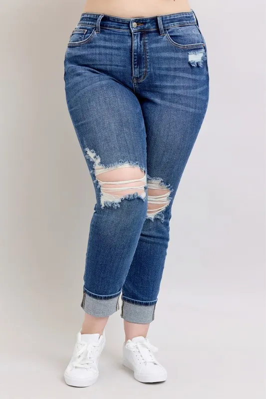 Full Size Mid Rise Boyfriend destroy Jeans with Yoke Pockets and Faux Selvedge Cuff Plus Size, image 4