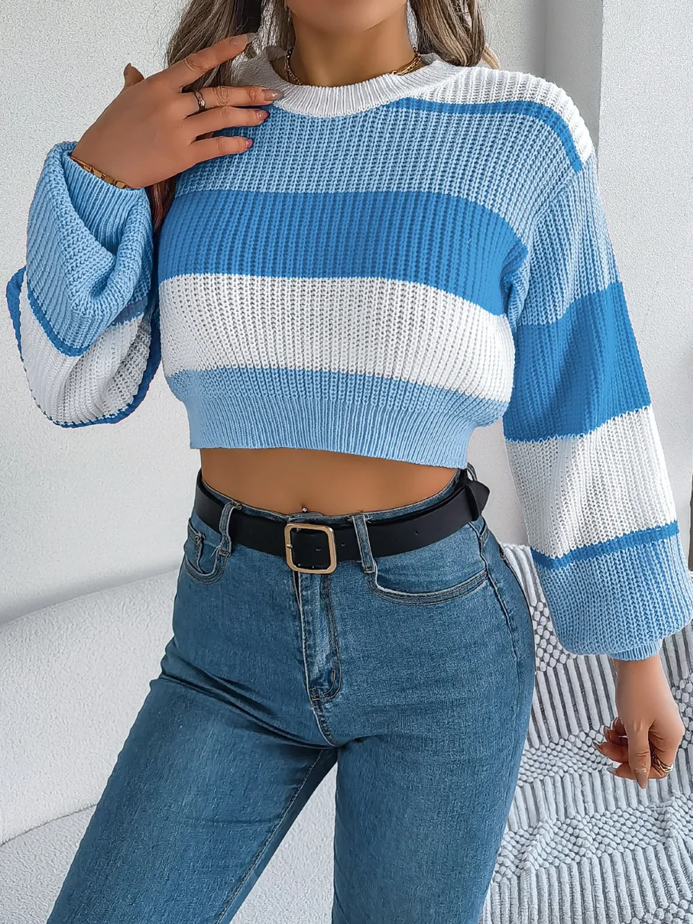 Color Block Round Neck Cropped Sweater, image 11